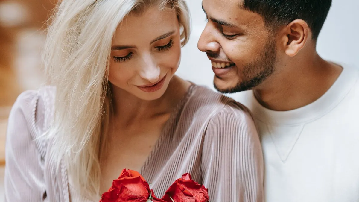 Valentine's Day Photo Ideas for Couples